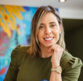 Profa. Dra. MARIANA VERAS